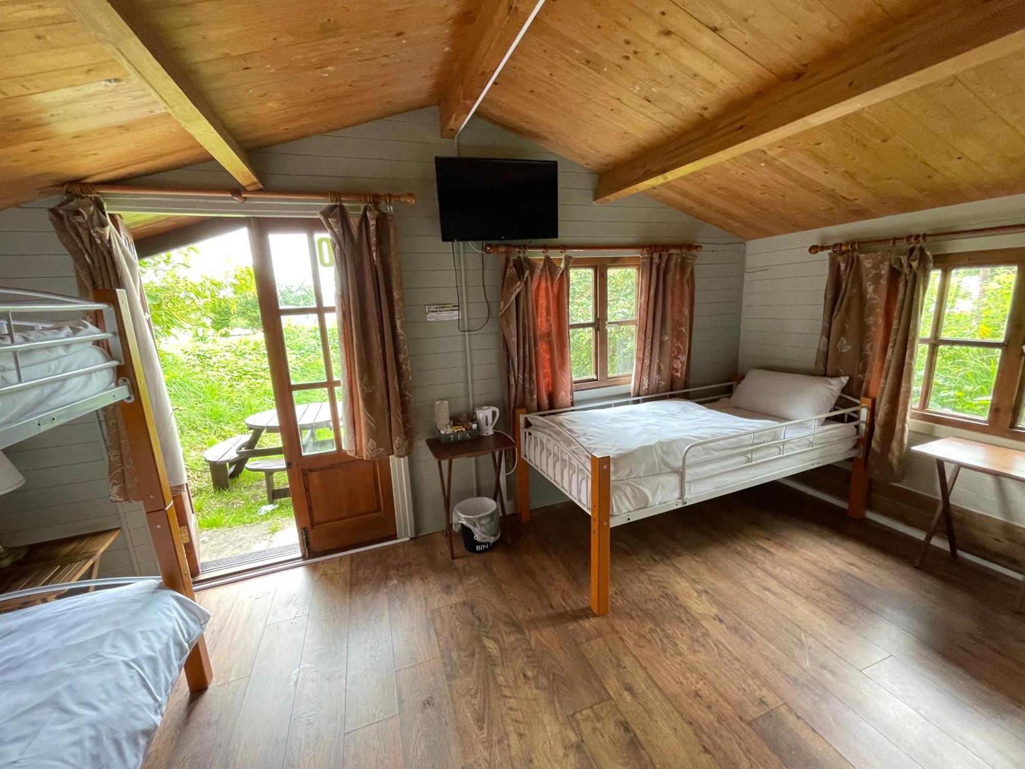 Bridge Farm Guesthouse Rooms Dundry Kültér fotó