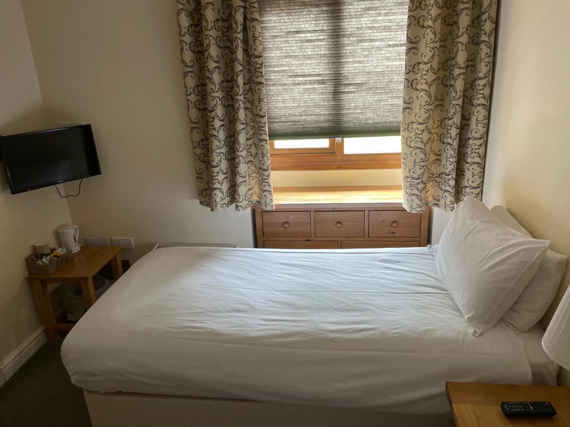 Bridge Farm Guesthouse Rooms Dundry Kültér fotó