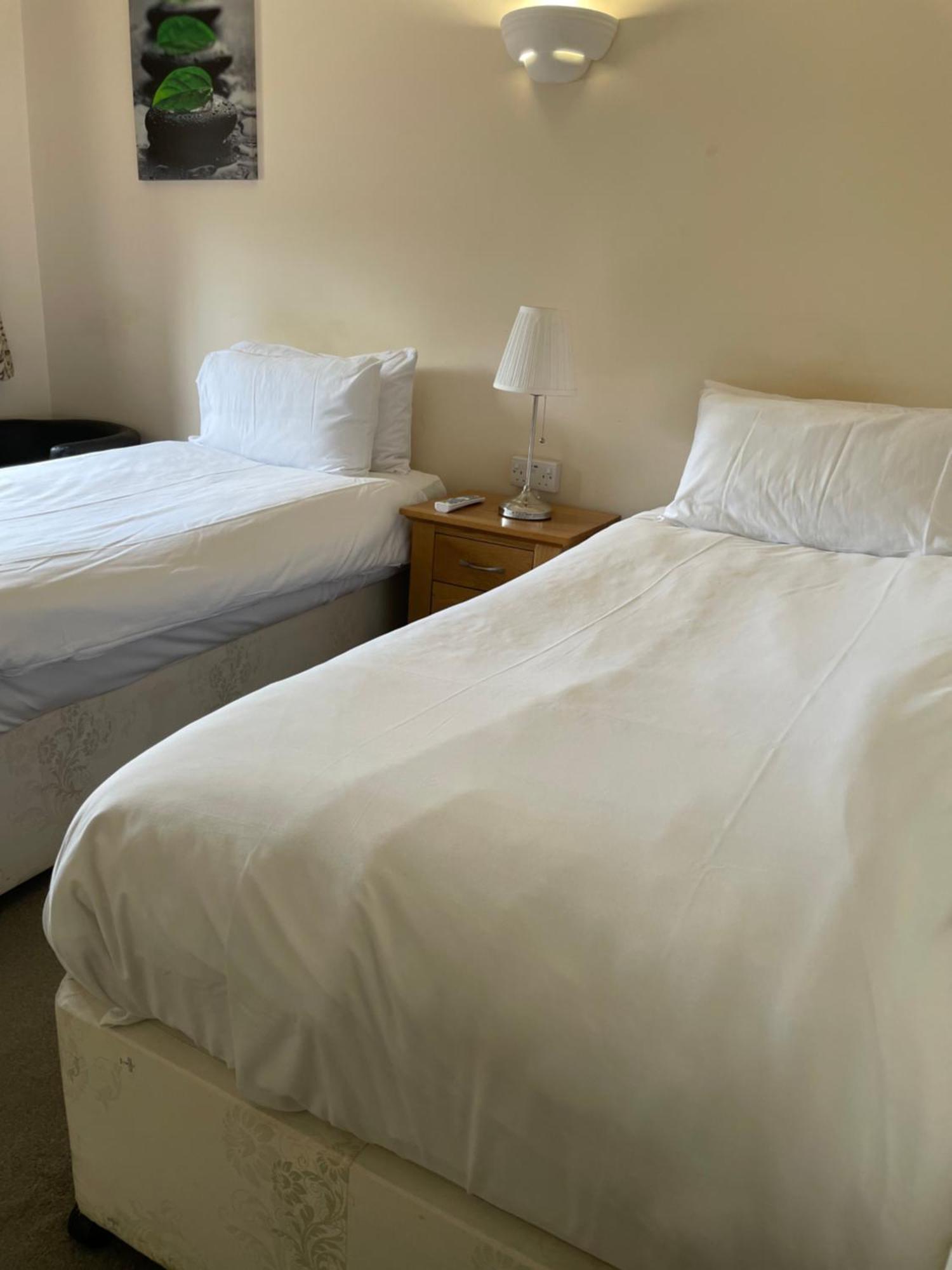 Bridge Farm Guesthouse Rooms Dundry Kültér fotó