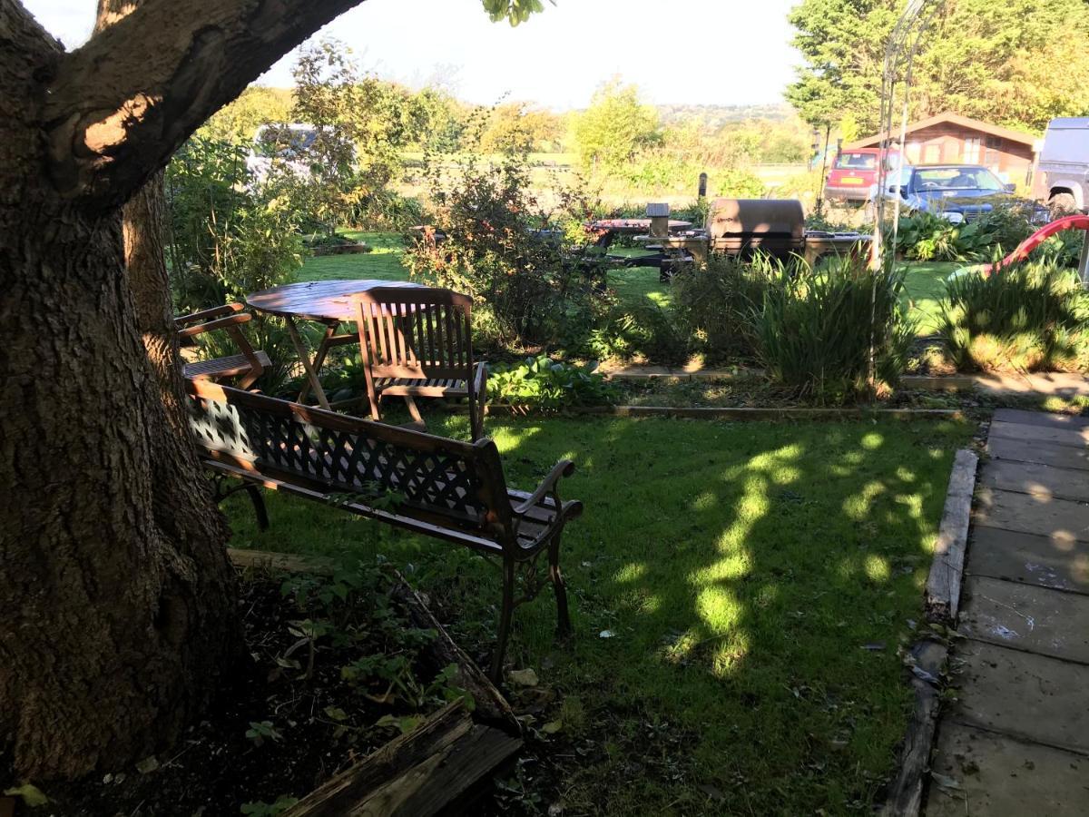 Bridge Farm Guesthouse Rooms Dundry Kültér fotó